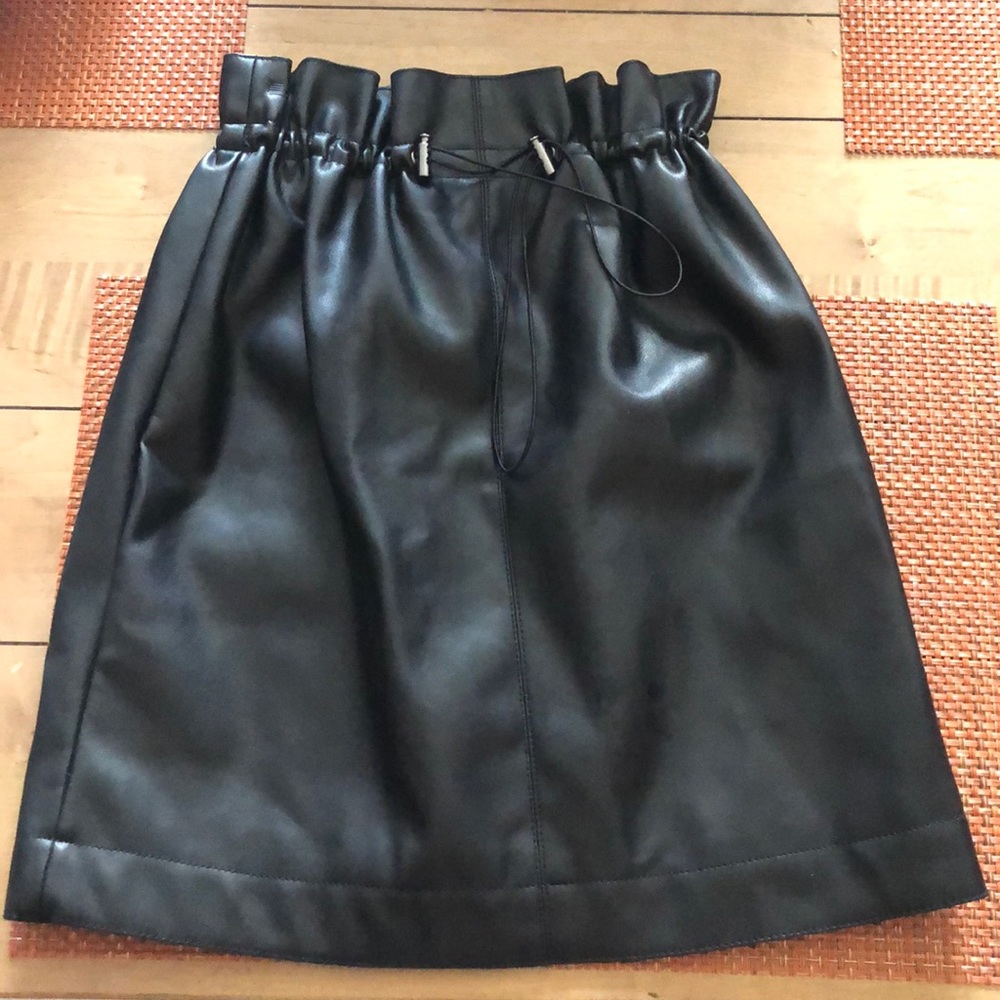leather skirt